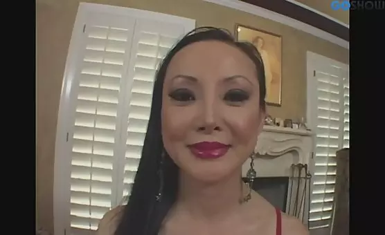 Eager slut gets fucked hard by hunky man